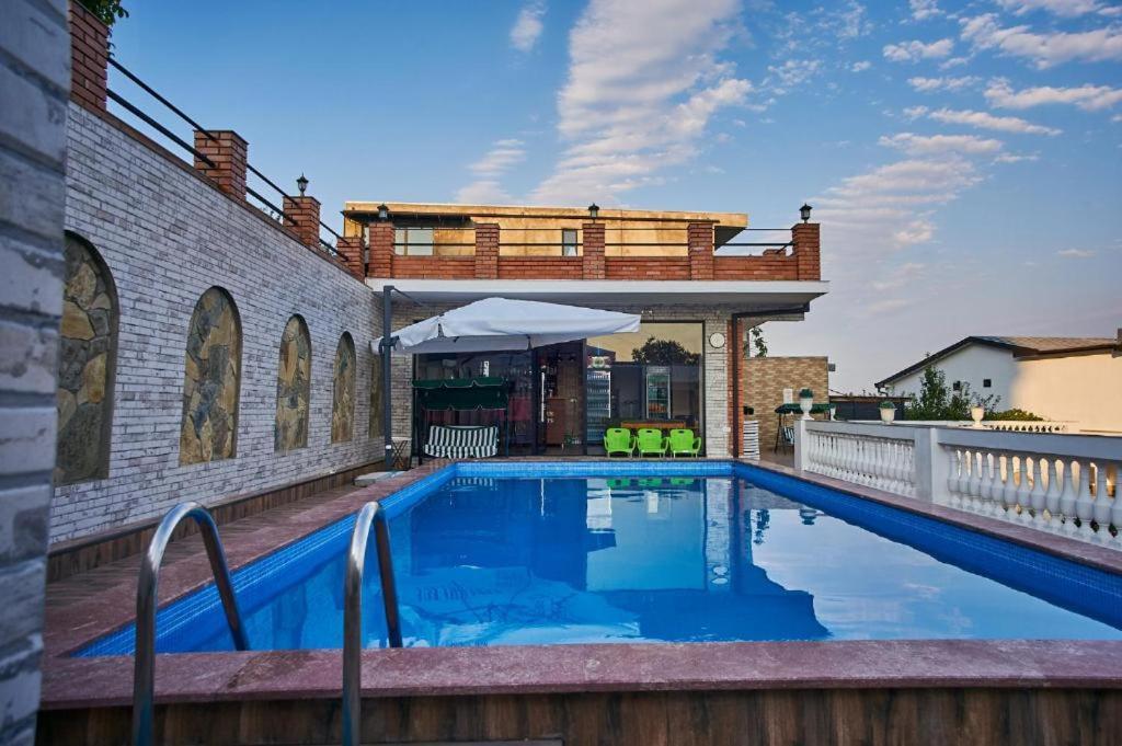The Hilltop Skyline Hotel Tbilisi Zewnętrze zdjęcie