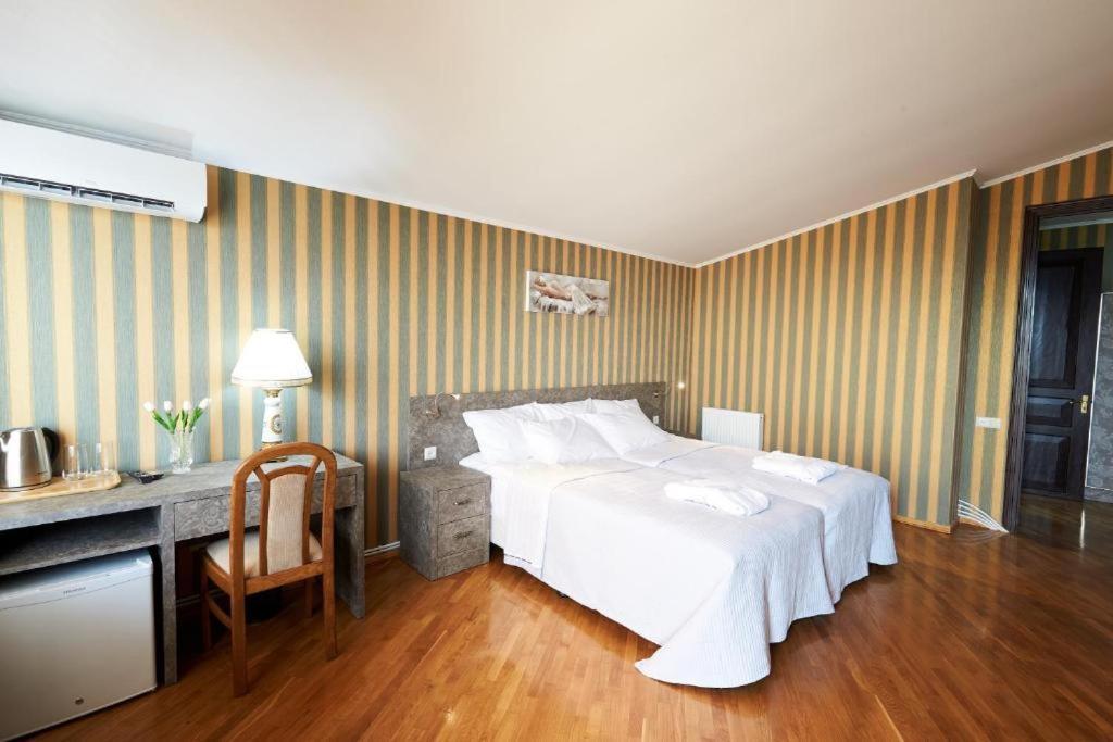 The Hilltop Skyline Hotel Tbilisi Zewnętrze zdjęcie