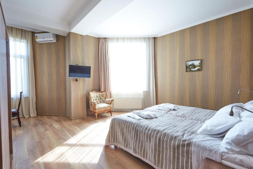 The Hilltop Skyline Hotel Tbilisi Zewnętrze zdjęcie